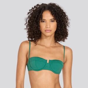 NWT Solid and Striped Arlo Bikini Top